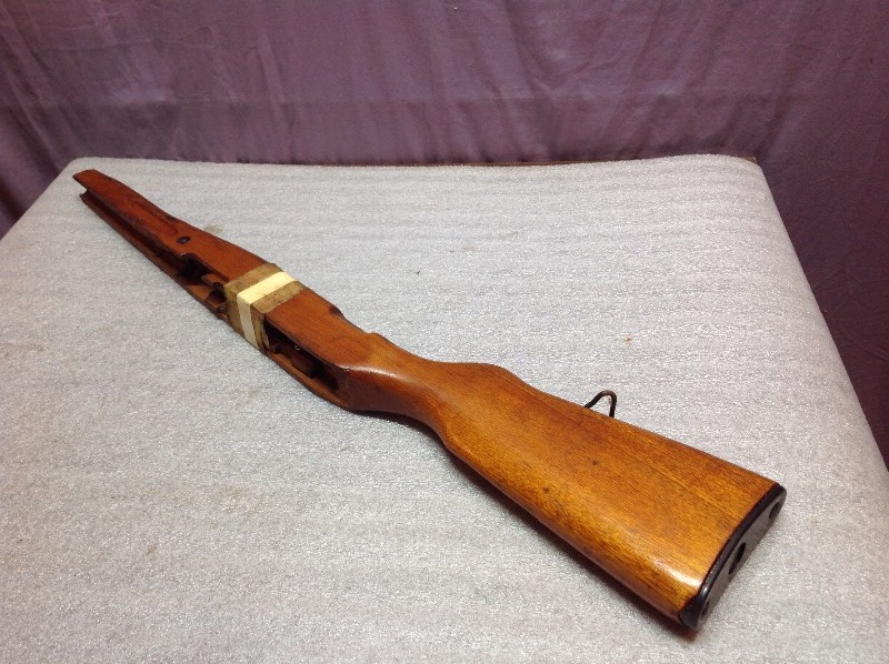 lot 7 image: Vintage 545 Stock