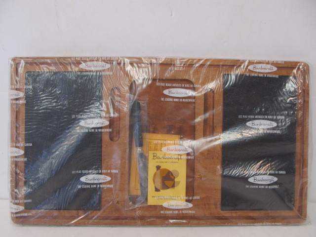 lot 36 image: NOS Vintage Mid Century BARIBOCRAFT Cutting Board wKnives