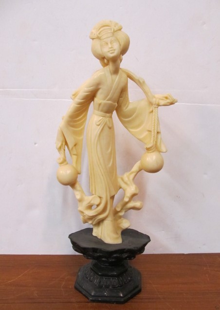 lot 43 image: 11.5 Italian Sculpture by A. Santini