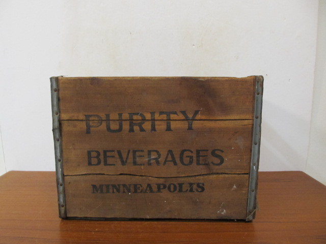 lot 112 image: Antique Wooden PURITY BEVERAGES Minneapolis Advertising Crate