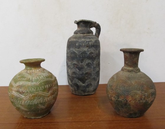 lot 119 image: Mid Century Modern Style Studio Art Pottery Stoneware Vases