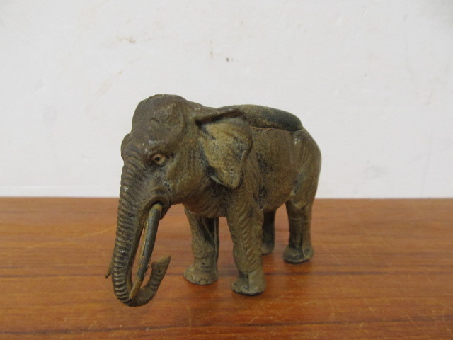 lot 120 image: Antique Figural Cast Metal Elephant Pin Cushion