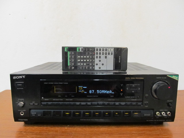 lot 72 image: Working SONY Stereo Receiver wRemote