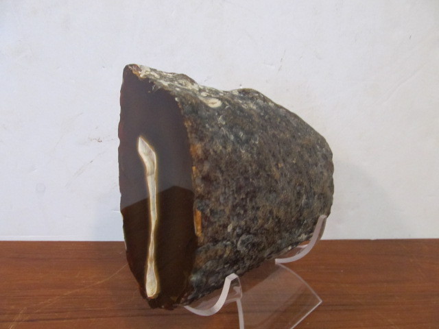 lot 90 image: Large 3lb 9oz Agate