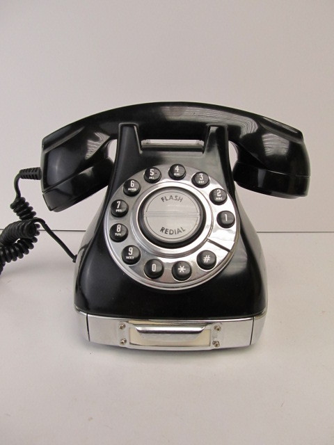 lot 127 image: Vintage Retro Push Button Rotary Style Classic Telephone