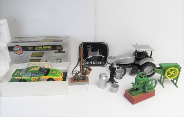 lot 138 image: Group of John Deere & Other Diecast Farm Toys etc