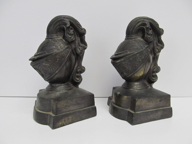 lot 143 image: Vintage 1932 Medieval Knights Helmet Bookends