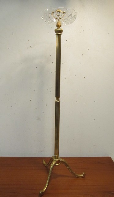lot 159 image: Hollywood Regency Brass Standing Floor Ashtray