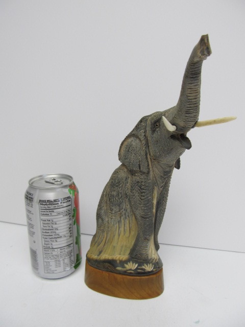 lot 63 image: Vintage Hand Carved Buffalo Horn Elephant Sculpture