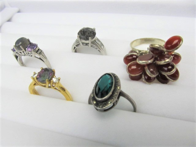 lot 179 image: 5 Sterling Silver Rings wGemstones #2