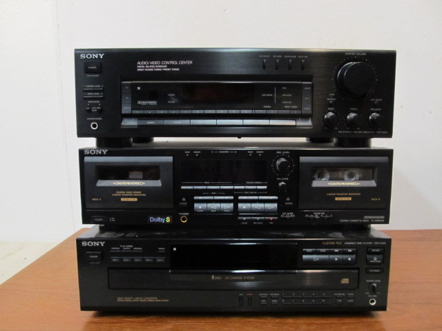 lot 201 image: Nice Group of Working SONY Stereo Equipment