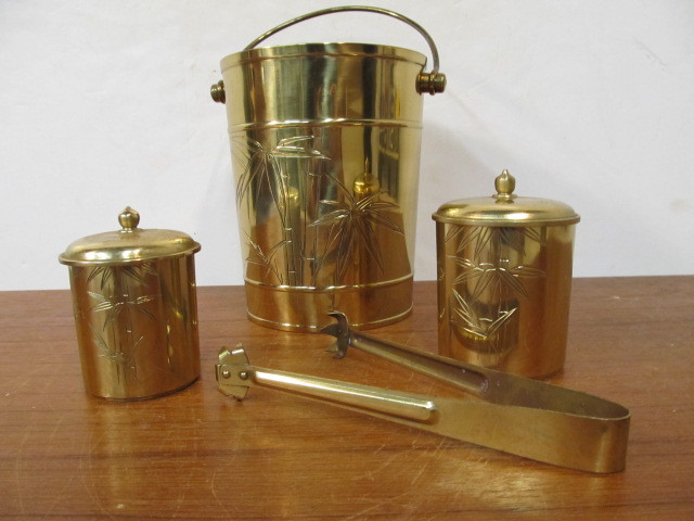 lot 216 image: Mid Century Solid Brass Oriental Style Ice Bucket Bar Set