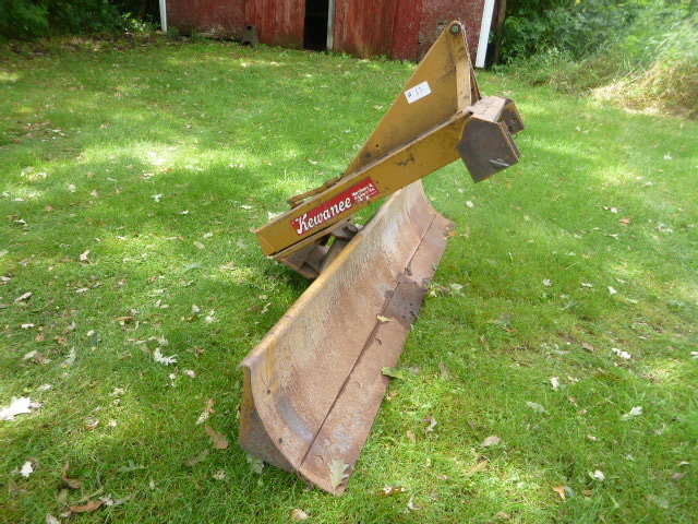 lot 11 image: Kewanee Back Blade