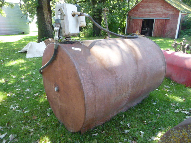 lot 15 image: Fuel Barrel