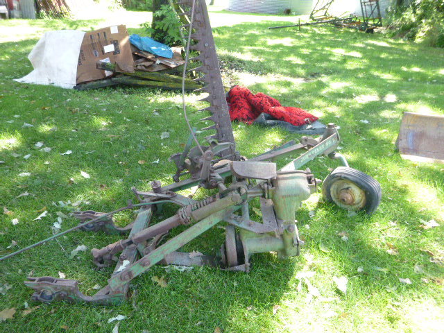 lot 18 image: John Deere Hay Mower