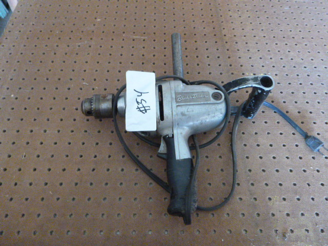 lot 54 image: Black & Decker Drill