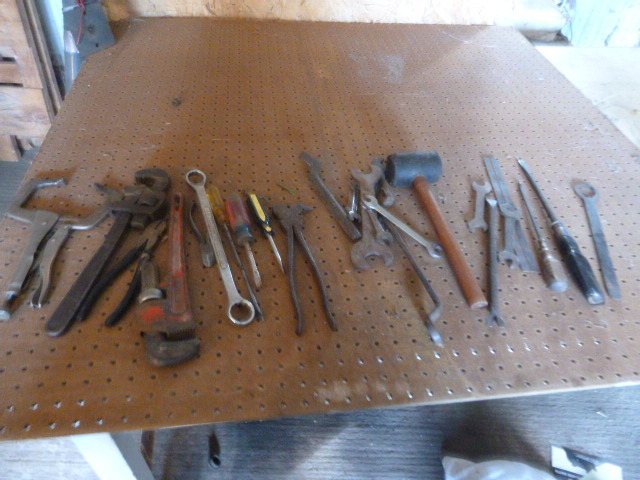 lot 61 image: Miscellaneous Tools