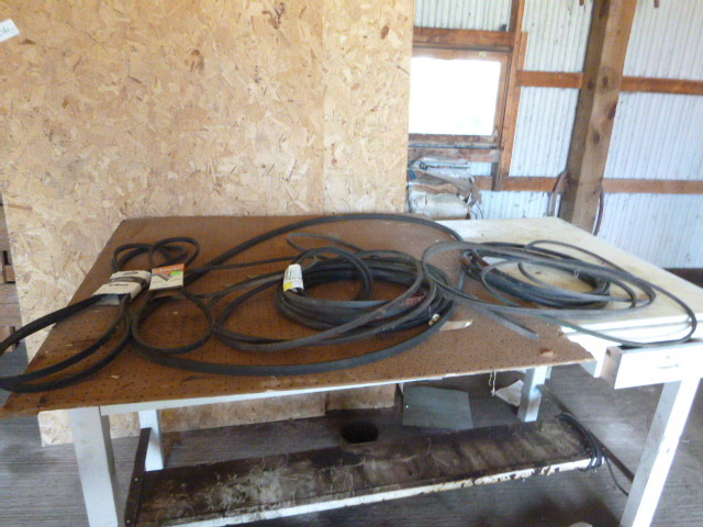 lot 75 image: Miscellaneous V-Belts