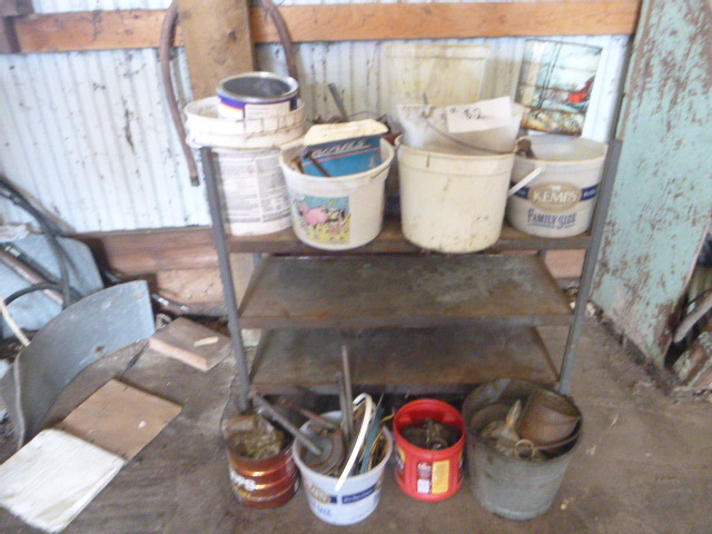 lot 82 image: Miscellaneous Hardware