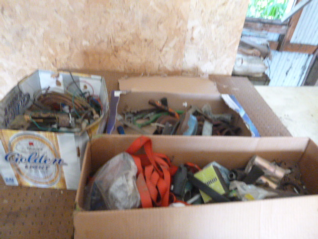 lot 92 image: Miscellaneous Garage Items