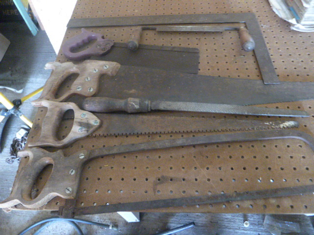 lot 103 image: Miscellaneous Saws