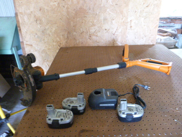 lot 110 image: Worx Weed Whip