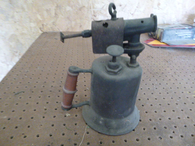 lot 120 image: Vintage Torch