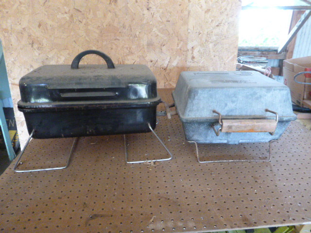 lot 141 image: 2 Table Top Grills