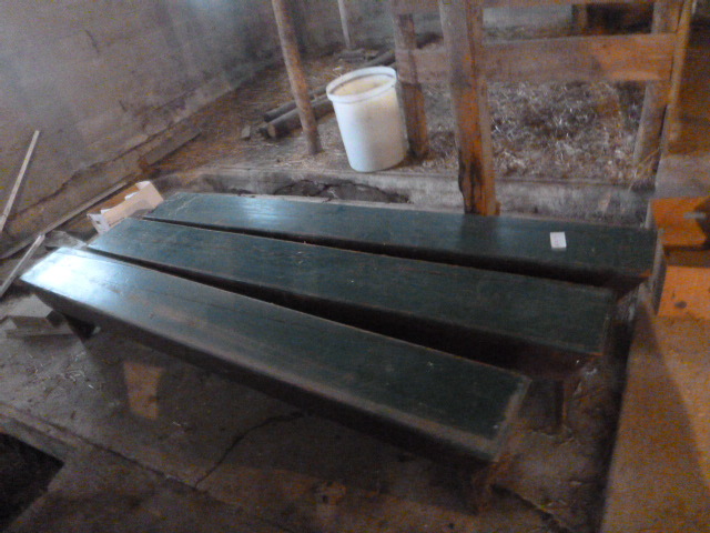 lot 214 image: 3 Wooden Benches