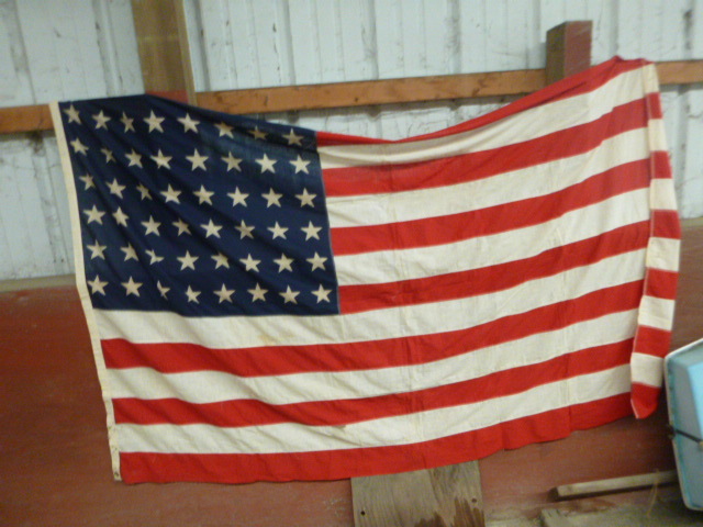 lot 312 image: 48 Star American Flag