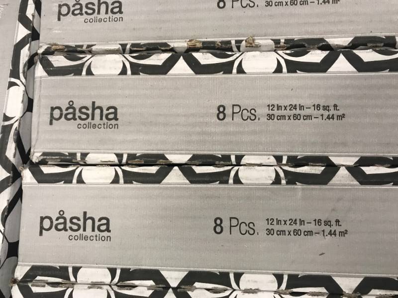 lot 1 image: 12 x 24 Beige Tile Approx 288sqft