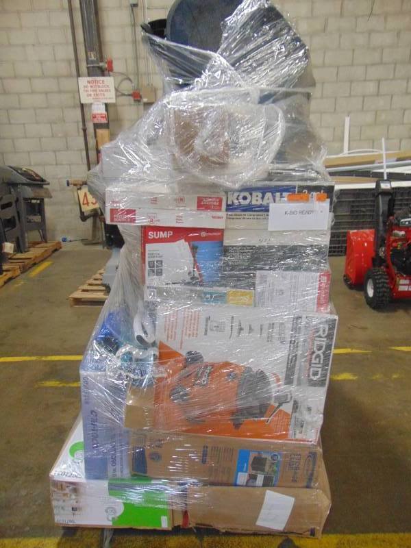 lot 500 image: WHOLESALE MIXED PALLET OF RETURNS - VACUUMS, FANS, SHOP EQUIPMENT AND MORE