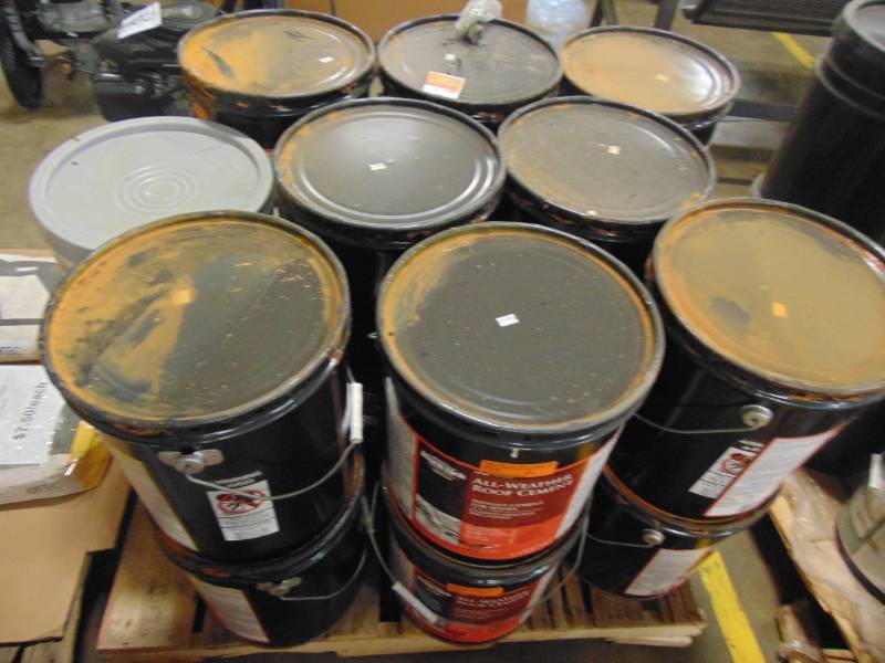 lot 532 image: Entire Pallet BLACK JACK 4.75-Gallon Fibered Waterproofer Cement Roof Sealant 6230-9-30