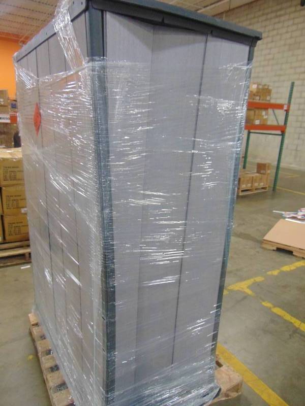lot 560 image: Outdoor Storage Shed