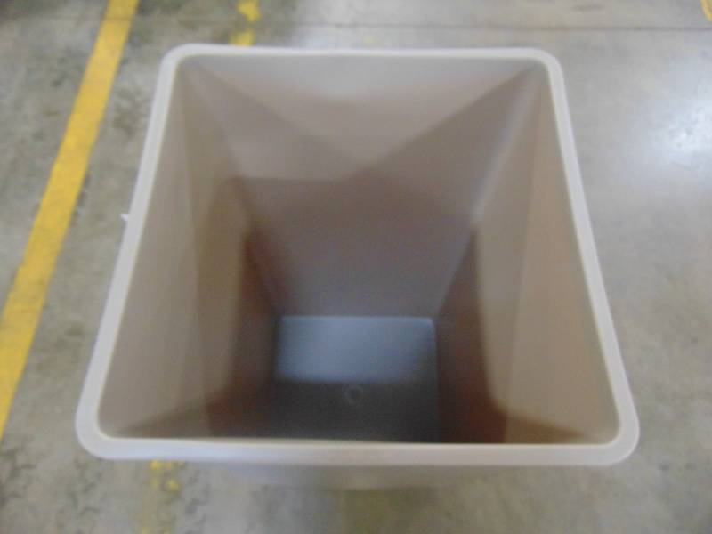 lot 575 image: Rubbermaid Commercial Products Untouchable 50 Gal. Beige Square Trash Can RCP3959BEI