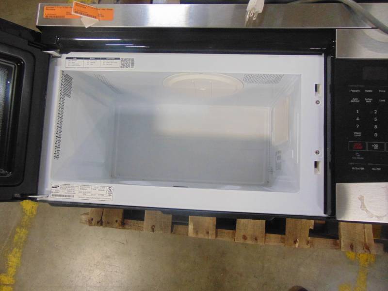 lot 594 image: Whirlpool 1.7-cu ft Over-the-Range Microwave WMH31017HZ