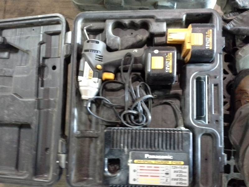 Panasonic 12VDC Impact Driver EY6506, 2-Battery, Charger, Case