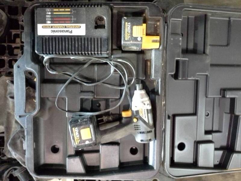 Panasonic 12VDC Impact Driver EY6506, 2-Battery, Charger, Case