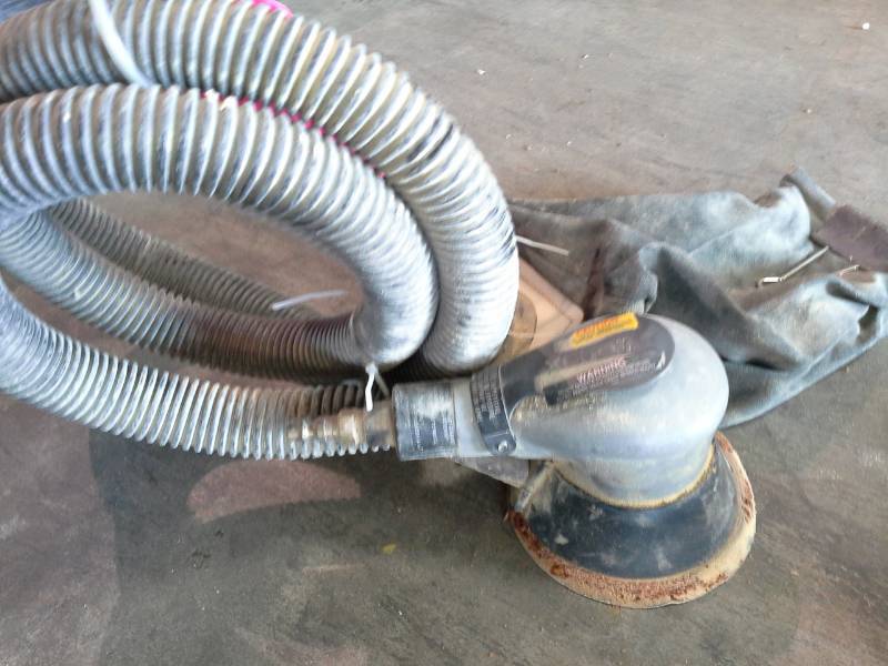 Sioux Pneumatic Orbital Sander with Dust Collection
