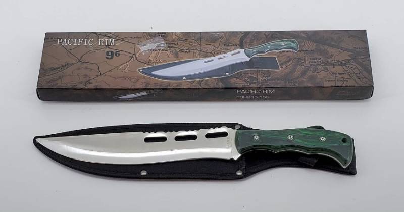 lot 15 image: Frost Pacific Rim Bowie Knife