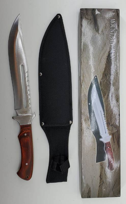 lot 18 image: Frost Mountain Man Bowie Knife