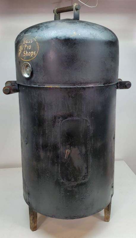 lot 42 image: Charcoal Smoker