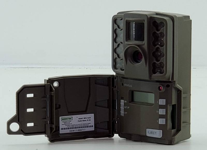 lot 71 image: Moultree MCG-13238 Trail Camera