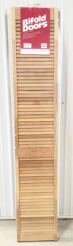 lot 25 image: Bifold Door