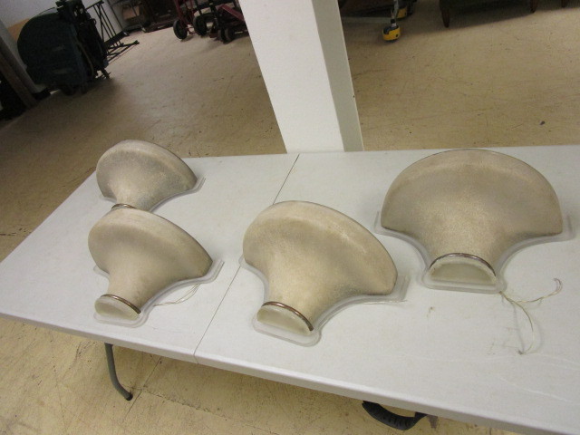 lot 322 image: WALL LIGHTS