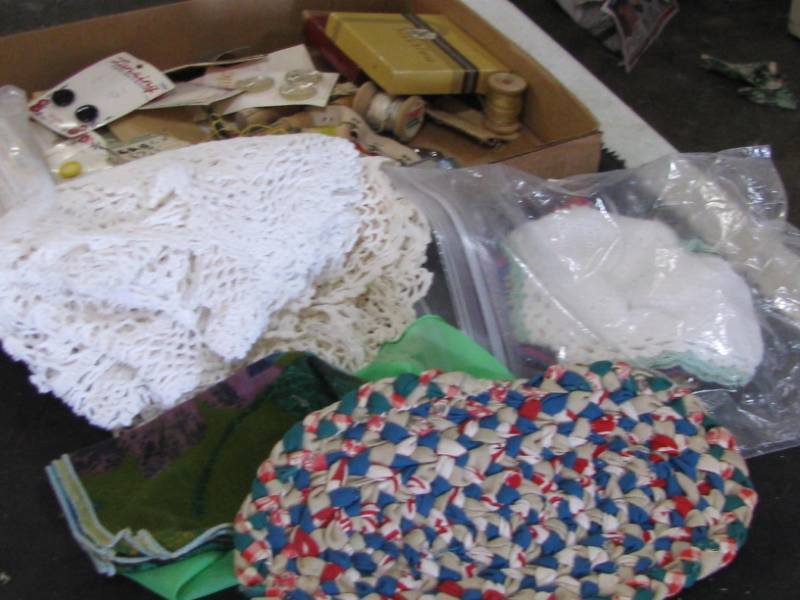 Button Lot