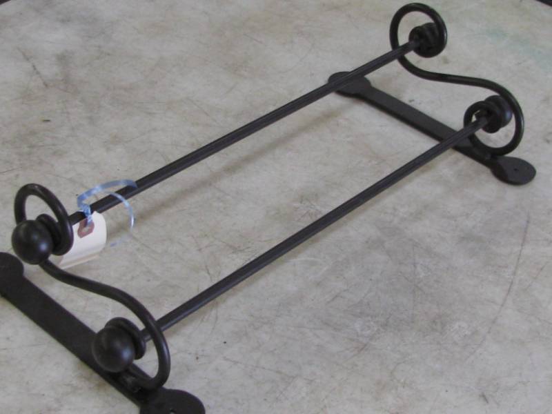 Metal Towel Bar