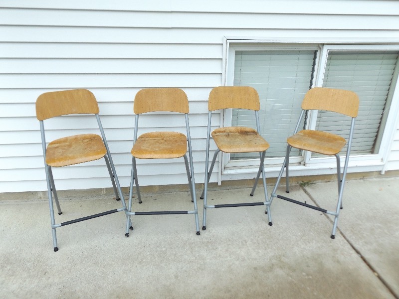 lot 9 image: 4 Folding Wood and Metal Bar Stools
