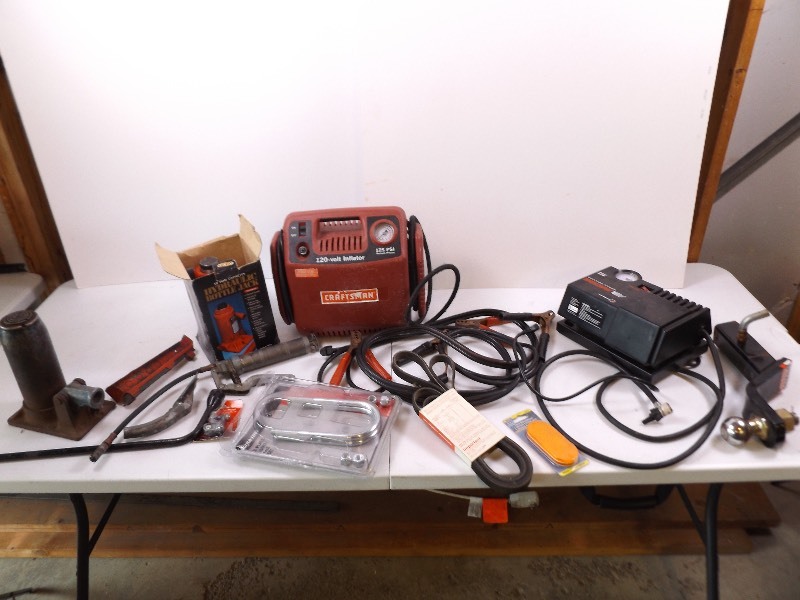 lot 41 image: Large Lot of Misc Automotive Pumps, Lifts, etc.