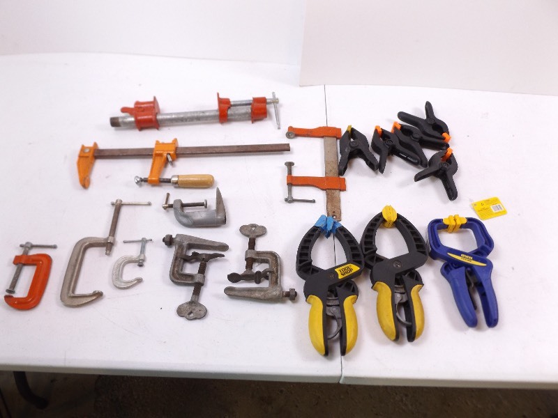 lot 42 image: Lot of Misc Clamps
